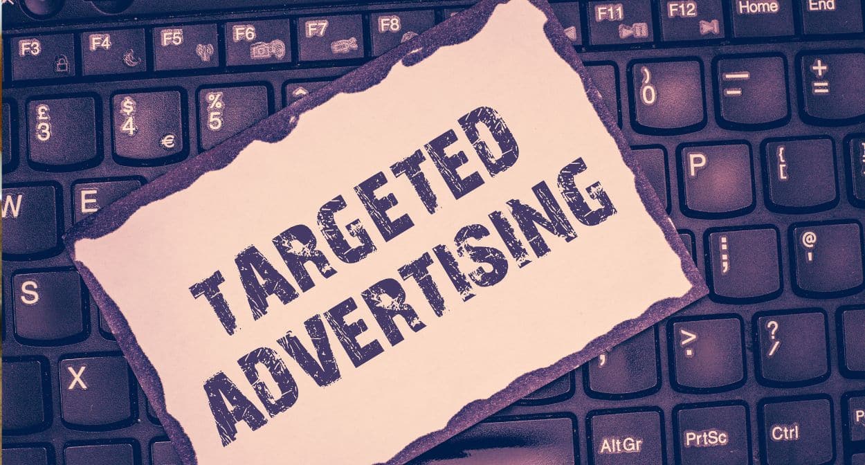 One-Size-Fits-All Targeting One-Size-Fits-All Targeting